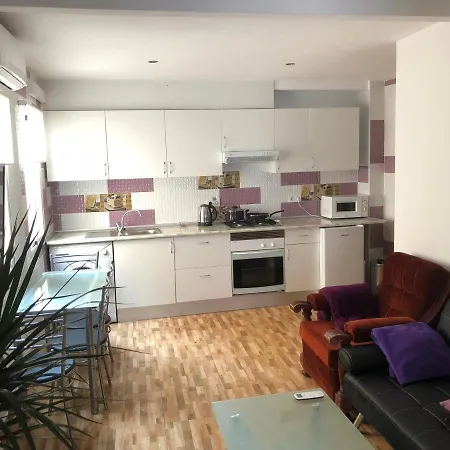 Centro San Anton Апартаменты Аликанте